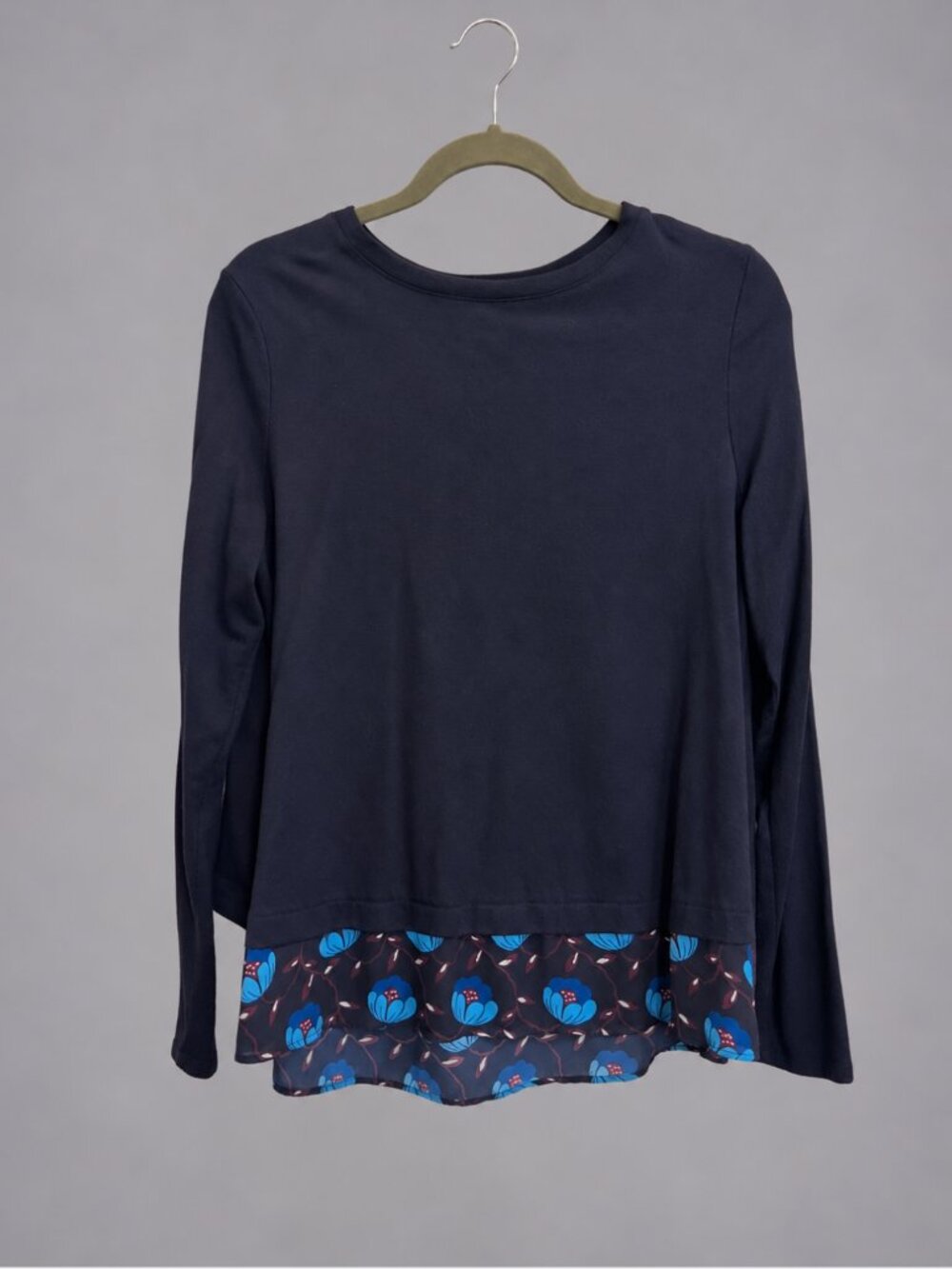 Ann Taylor LOFT Navy Blue Floral Layered Split Back Long Sleeve Top Size S